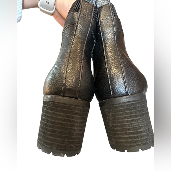 MIA Colten Chelsea Lug Sole Boots size 8.5. - Picture 4 of 7